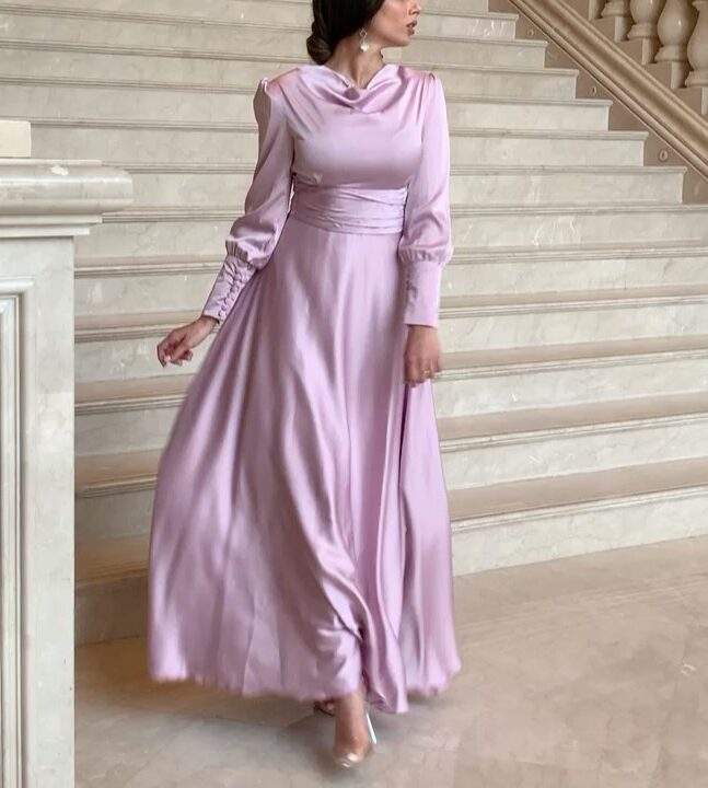 Alternative view of Dress 026