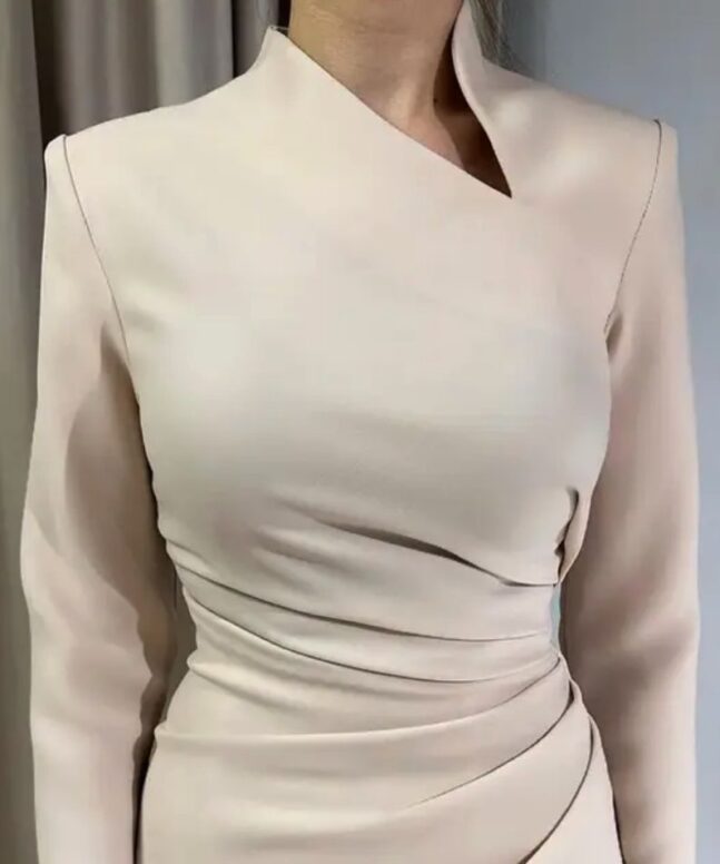 Alternative view of Dress 018