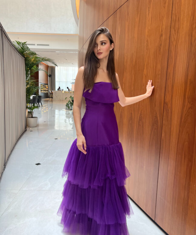 Alternative view of Dress 042