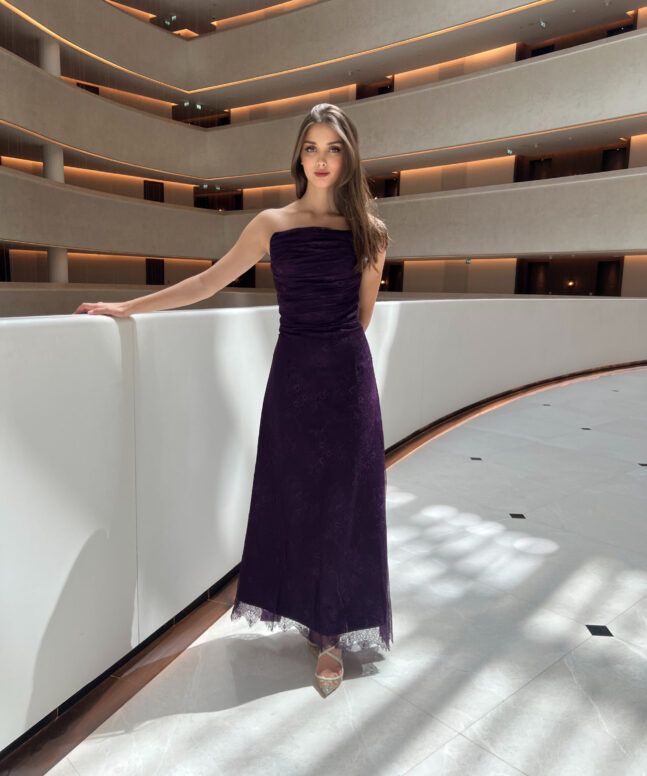 Alternative view of Dress 043