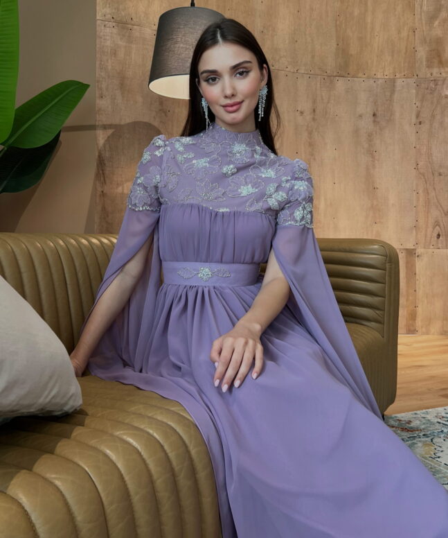 Alternative view of Dress 071