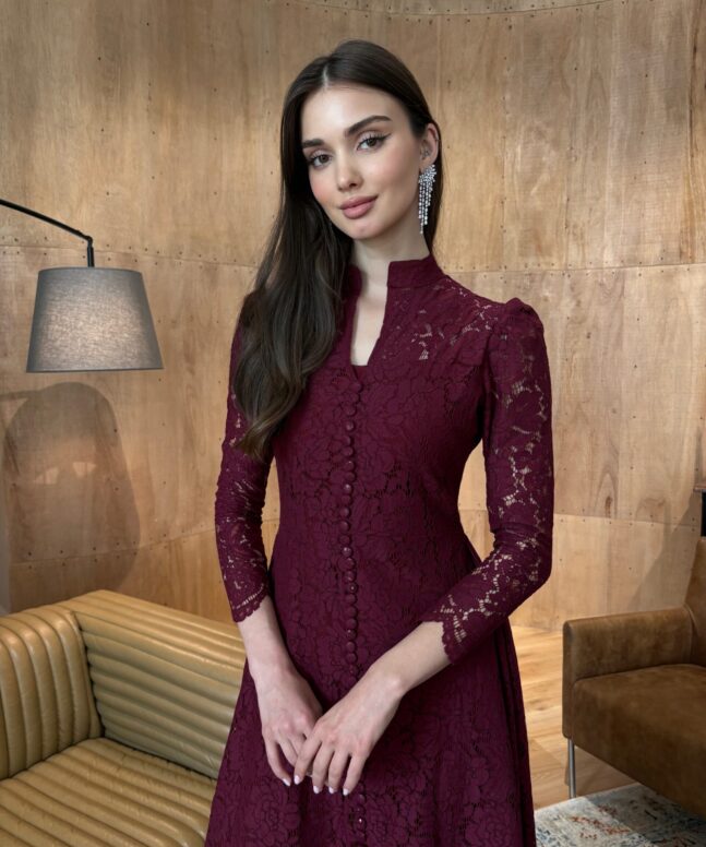 Alternative view of Dress 074