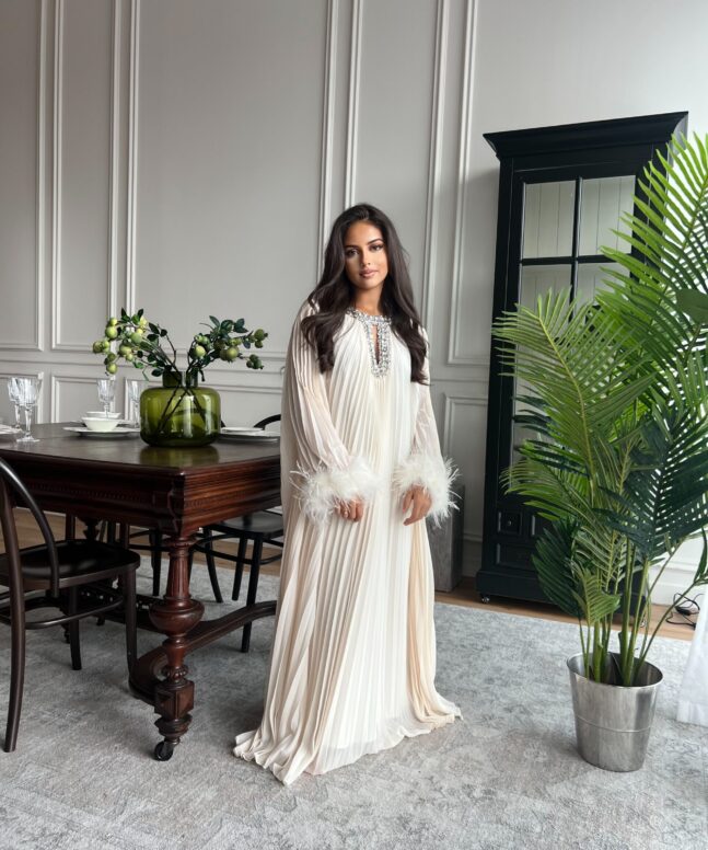 Alternative view of Dress 078