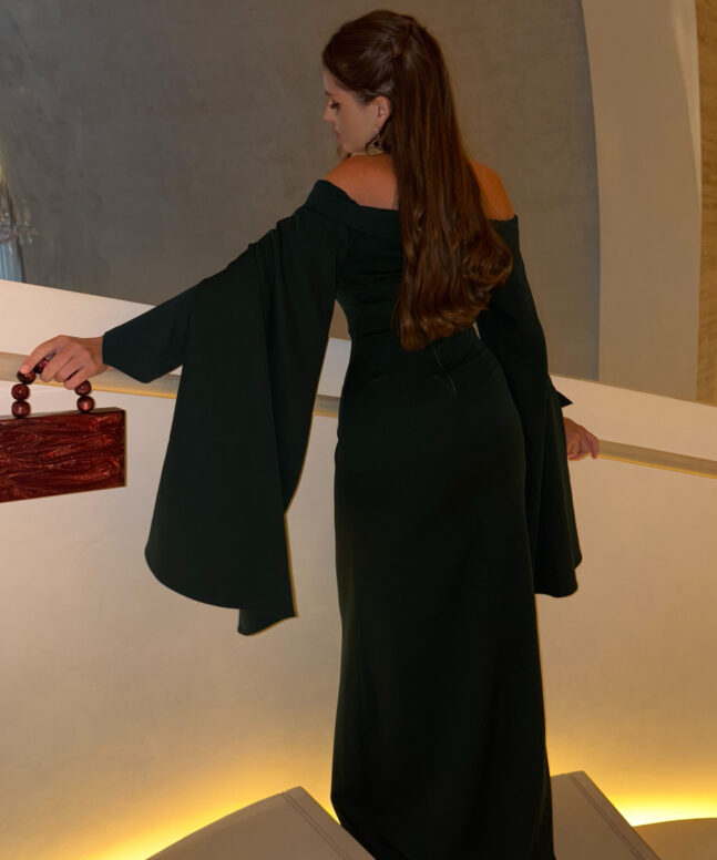 Alternative view of Dress 084