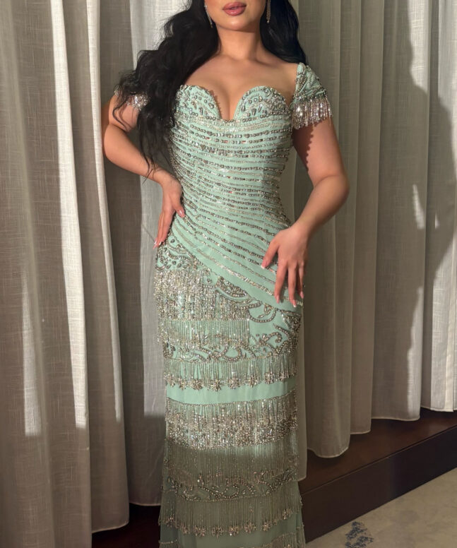 Alternative view of Dress 111